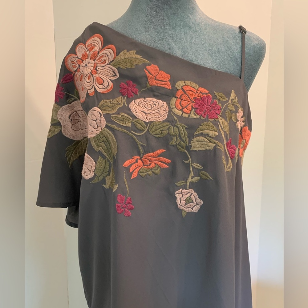 Gray Asymmetrical Off Shoulder Embroidery Top Size Small